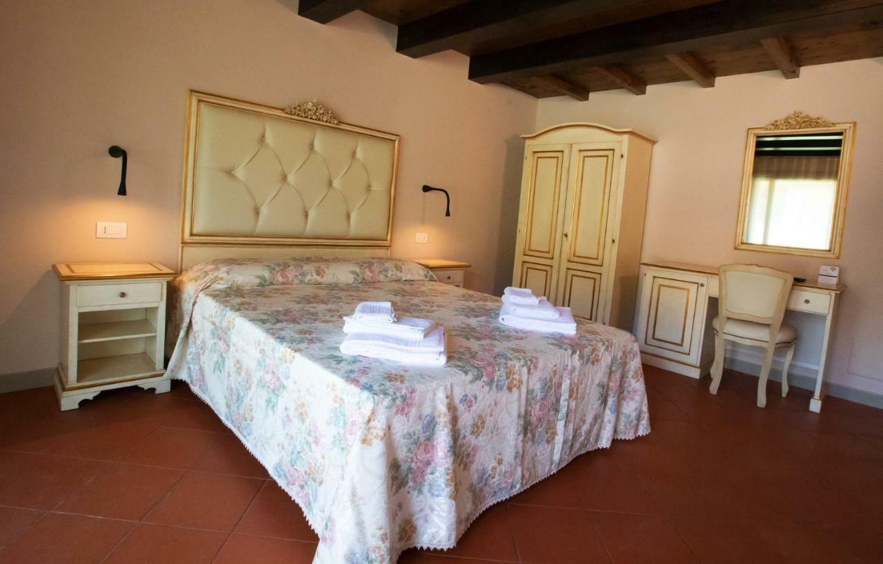 Borgo Rossi Villa La Strada Bagian luar foto