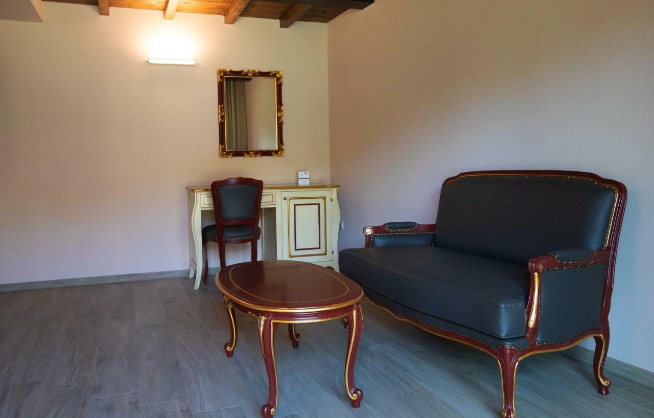 Borgo Rossi Villa La Strada Bagian luar foto